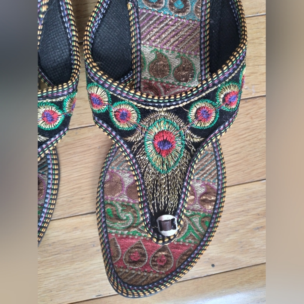 Shoes - Picture 2 of 5